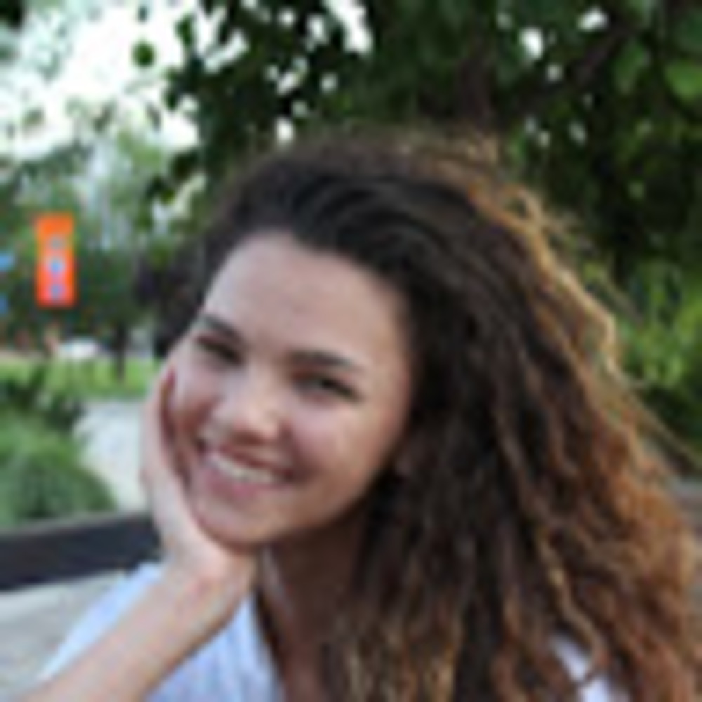 Meet your Posher, Olivia